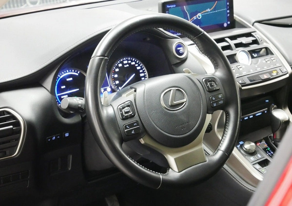 Lexus NX cena 139900 przebieg: 60000, rok produkcji 2021 z Szczytno małe 781